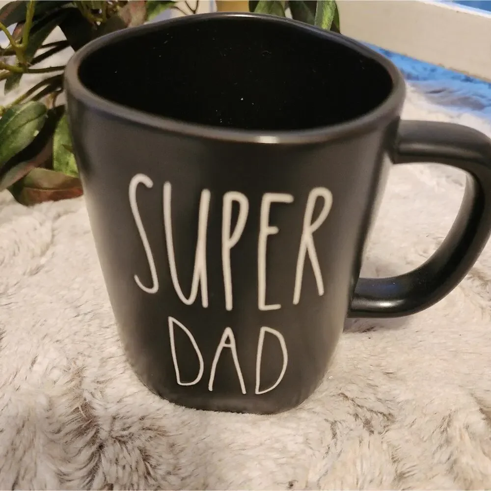 RAE DUNN NEW 20 OZ BLACK SUPER DAD MUG